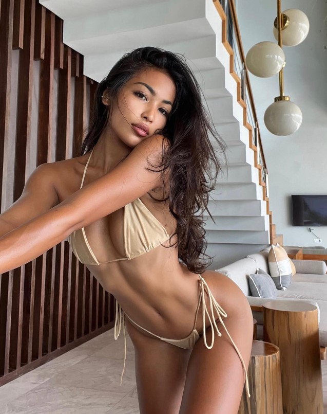 escortmelda-2 Konya Arabada Görüşen Escort Melda Arka Koltukta Harika Fantaziler Yaşayalım